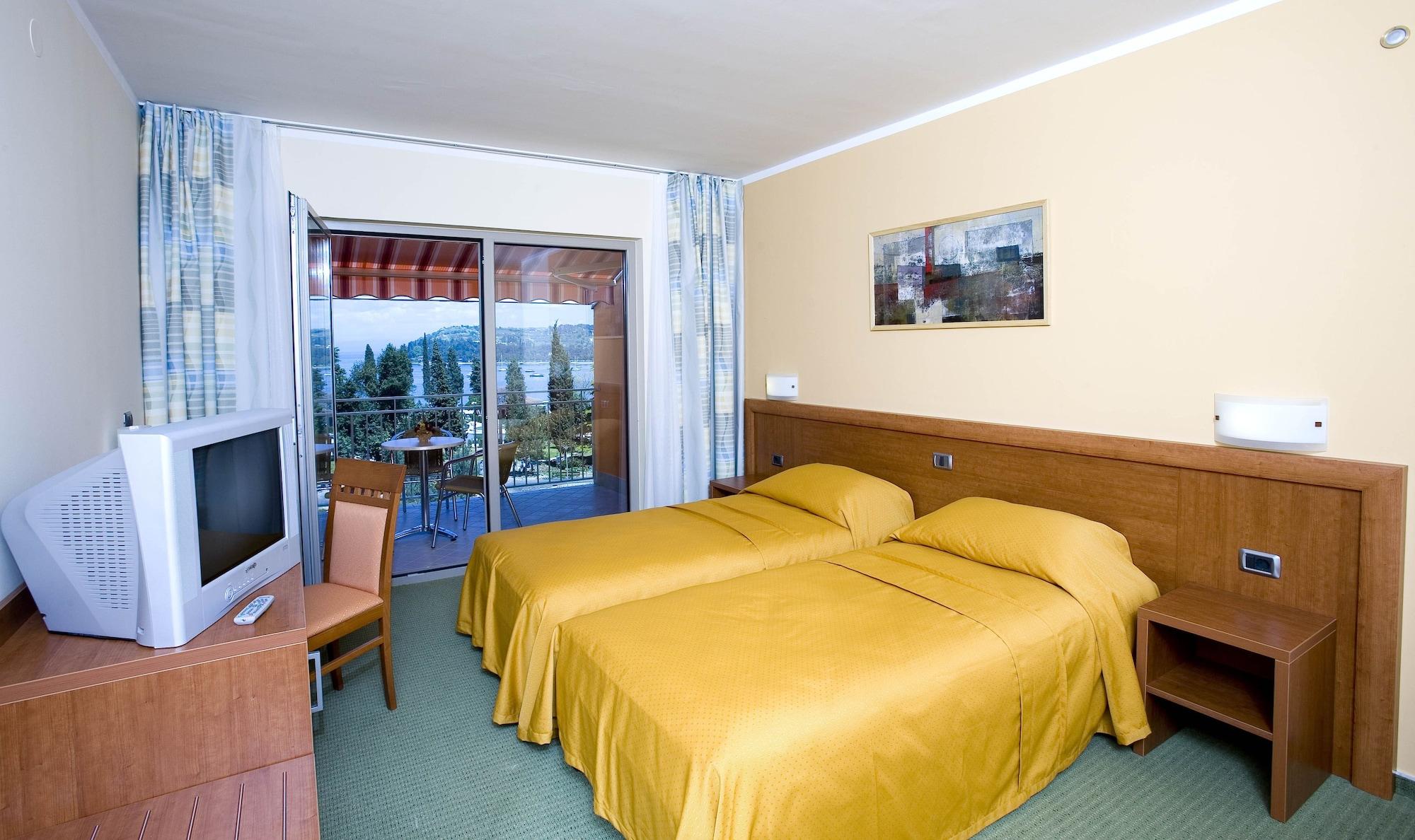 Bioenergy Resort Salinera Apartments Strunjan Bagian luar foto