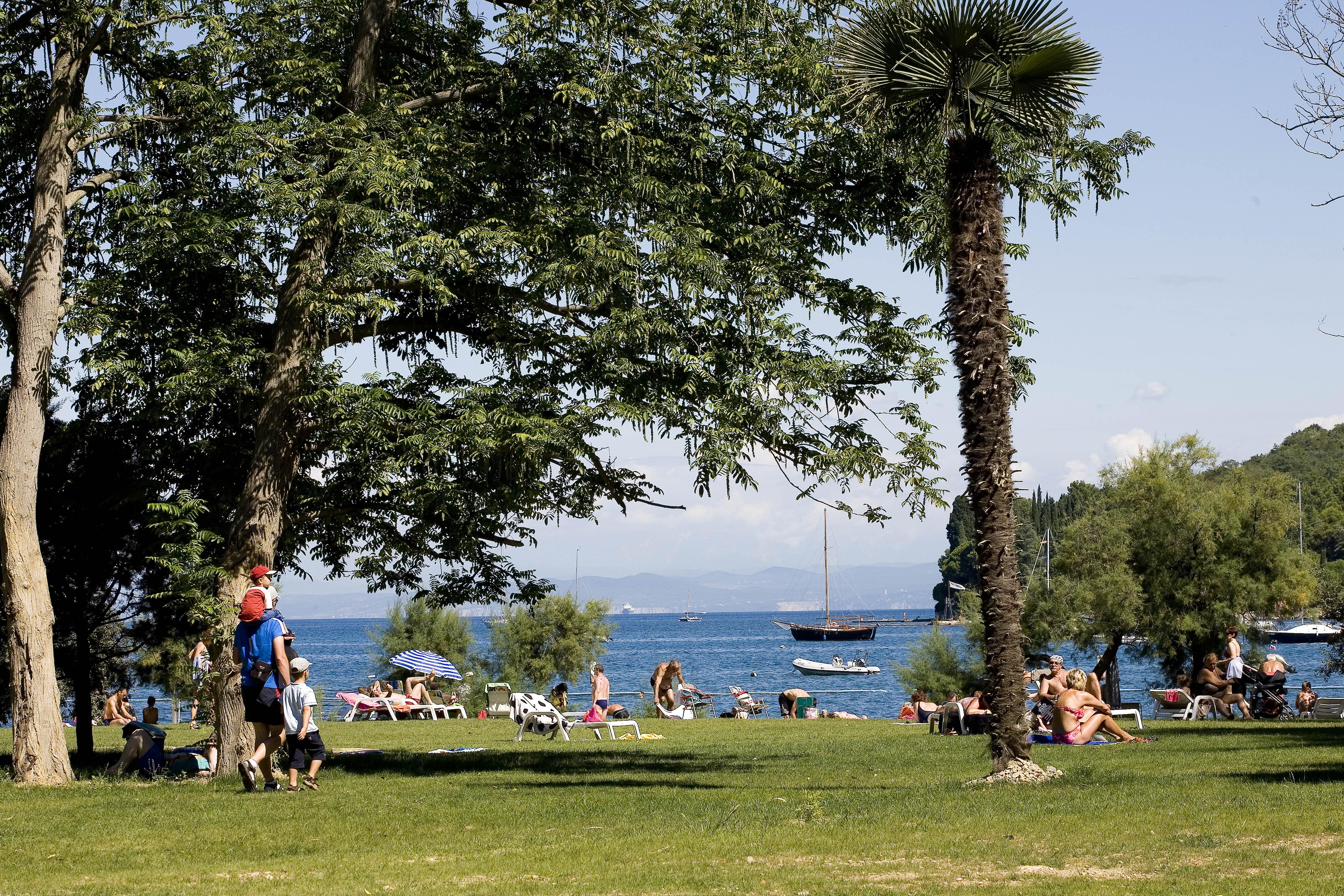 Bioenergy Resort Salinera Apartments Strunjan Bagian luar foto